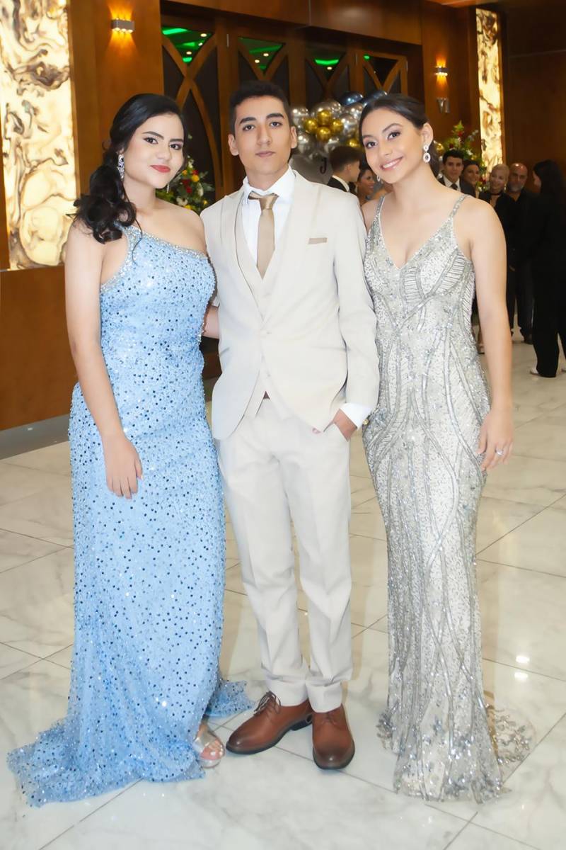 Ángela Morales, Johan Rodríguez y Giselle Jarufe.