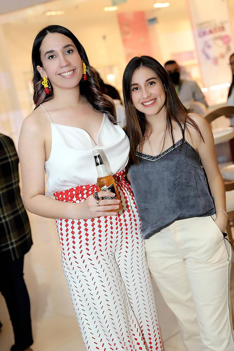Gabriela Berlioz y Karime Arias