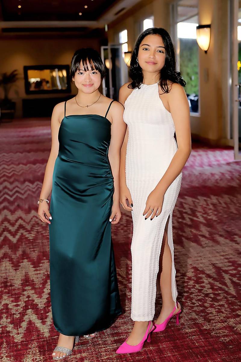 ALEGRE DESAYUNO DE LOS SENIORS LINCOLN SCHOOL