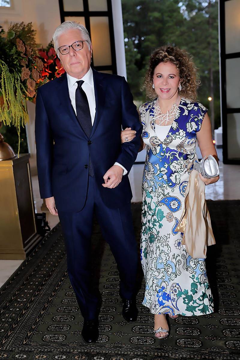 Así fue la boda de Próspero Castellanos y María Isabel Simón