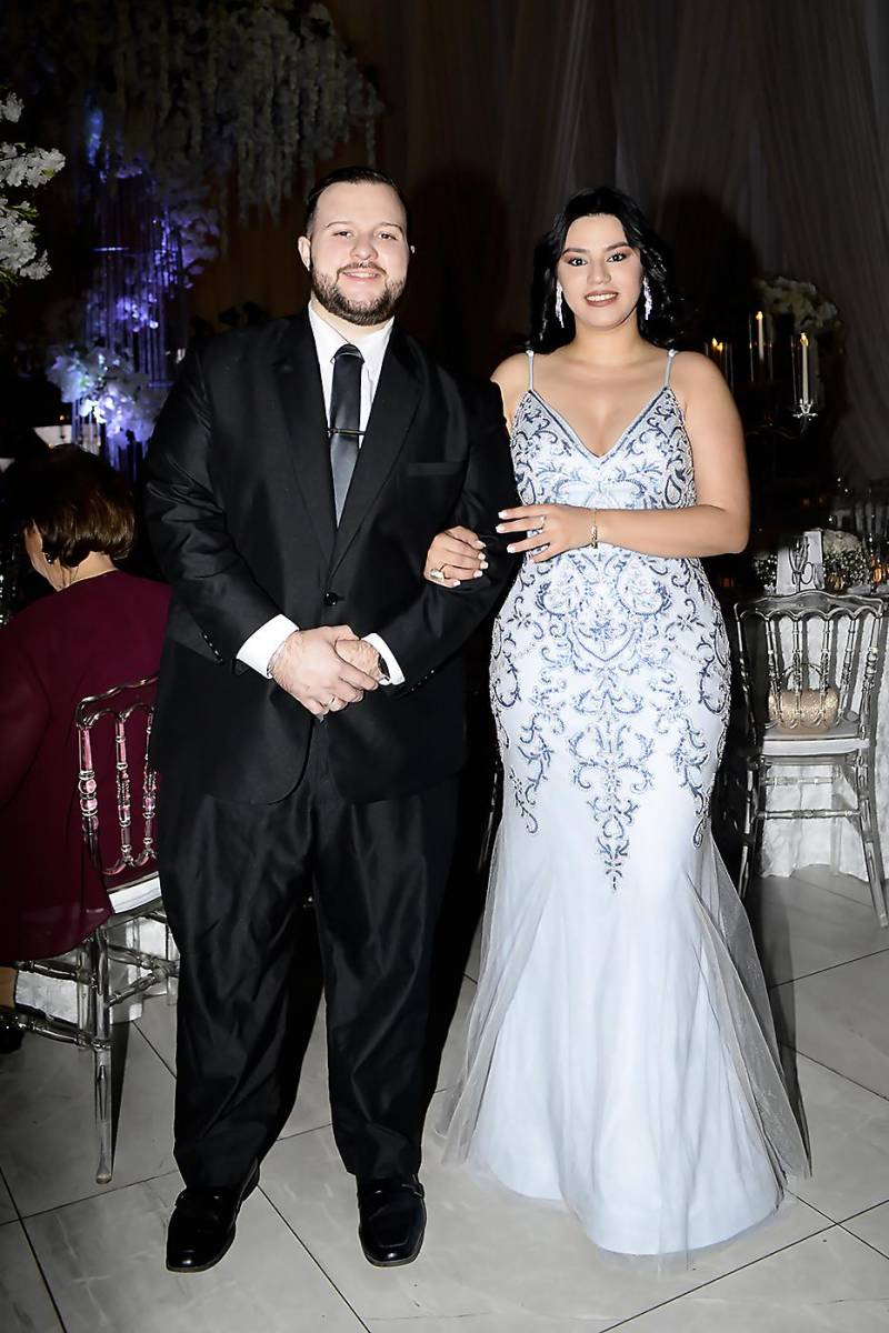 Boda de Roger Valladares y Emma Mejía