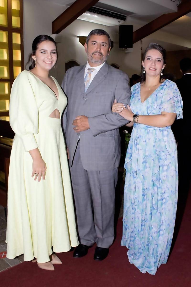 Fabiana, Juan Carlos y Fabiola Icaza