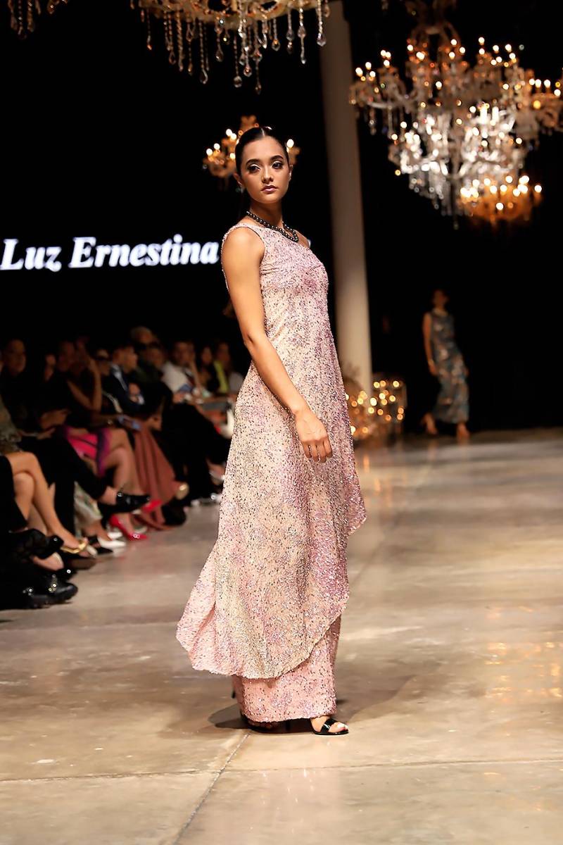 Luz Ernestina Mejía y su pasarela Primavera Verano 2025