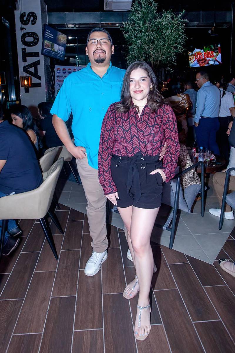 Grand opening de Tato’s Wings en Terravista Plaza