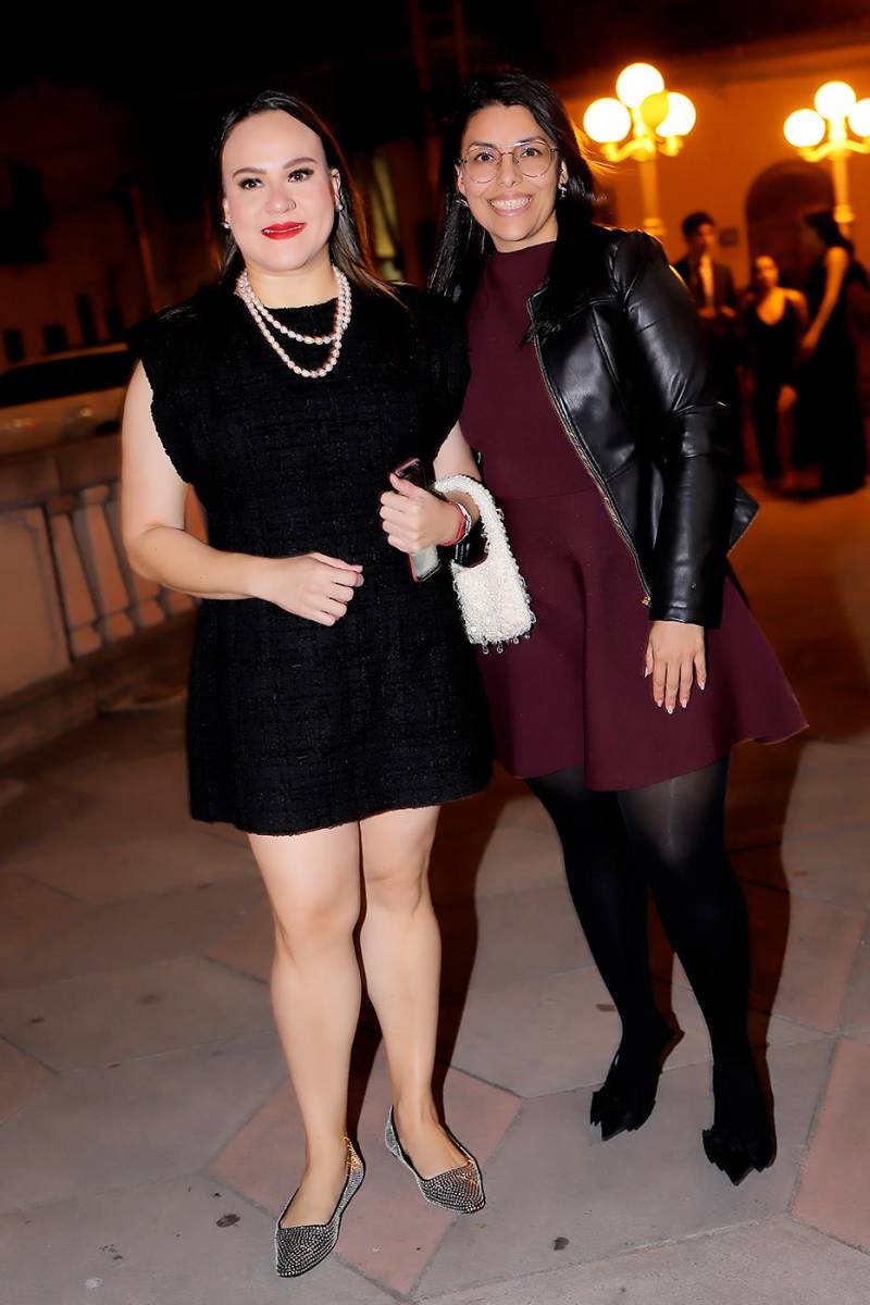 Francia Canales y Jessika Ramírez.