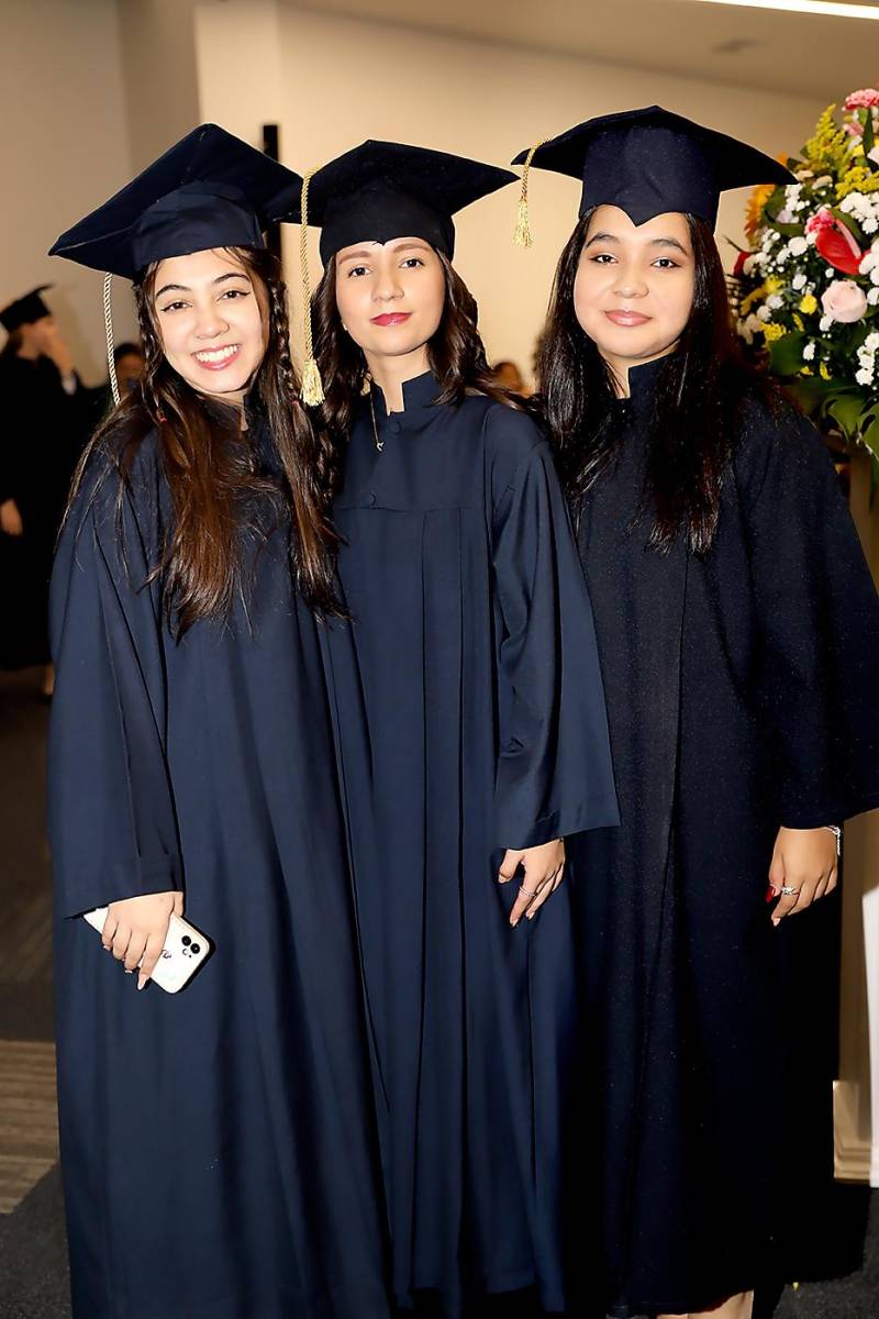 Entrega de títulos de la Intercontinental School 2023