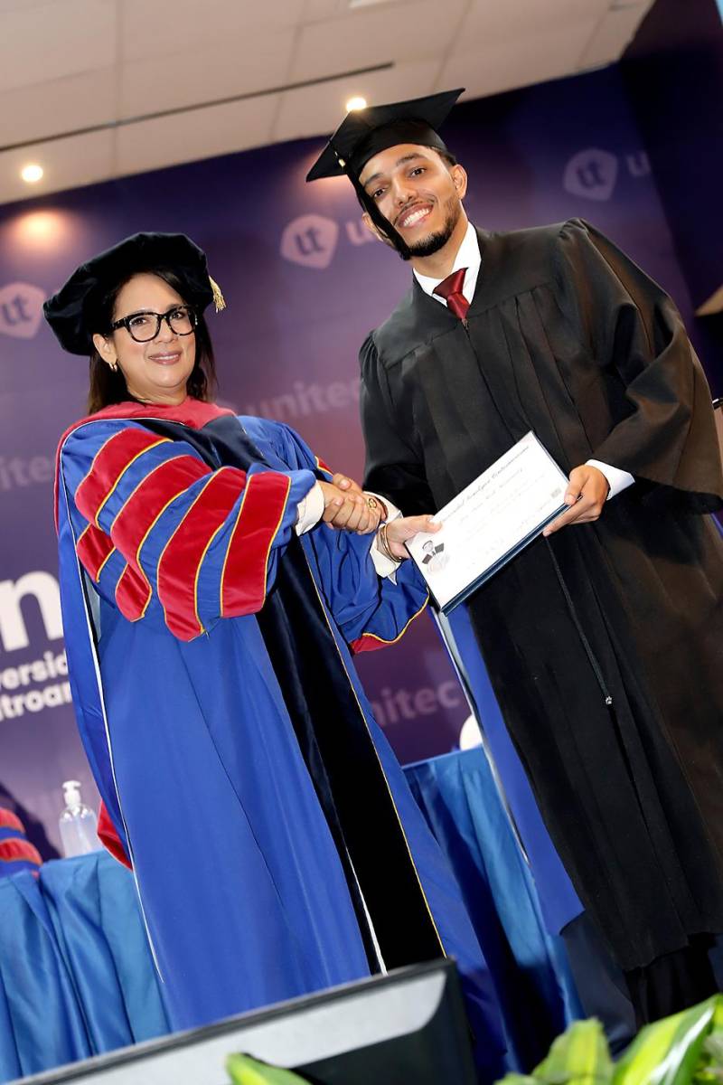 Graduaciones de Pregrado de UNITEC TGU 2025