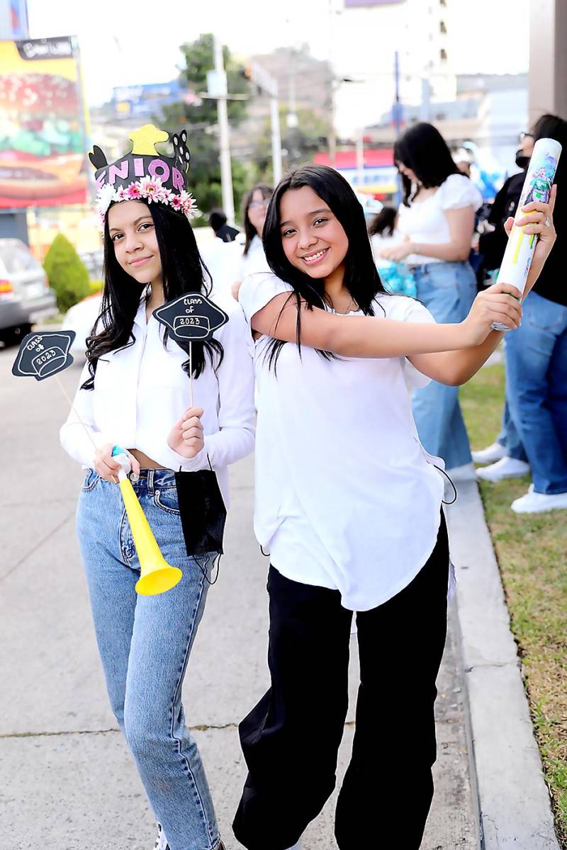 Ashlim Chacón y Ninele Flores