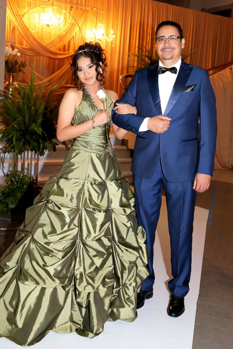 Paola Meza y su padre Marlon Meza. 