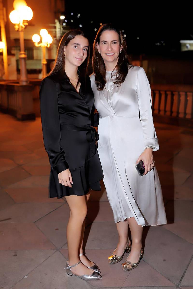 Lucía y Luciana Nasser.