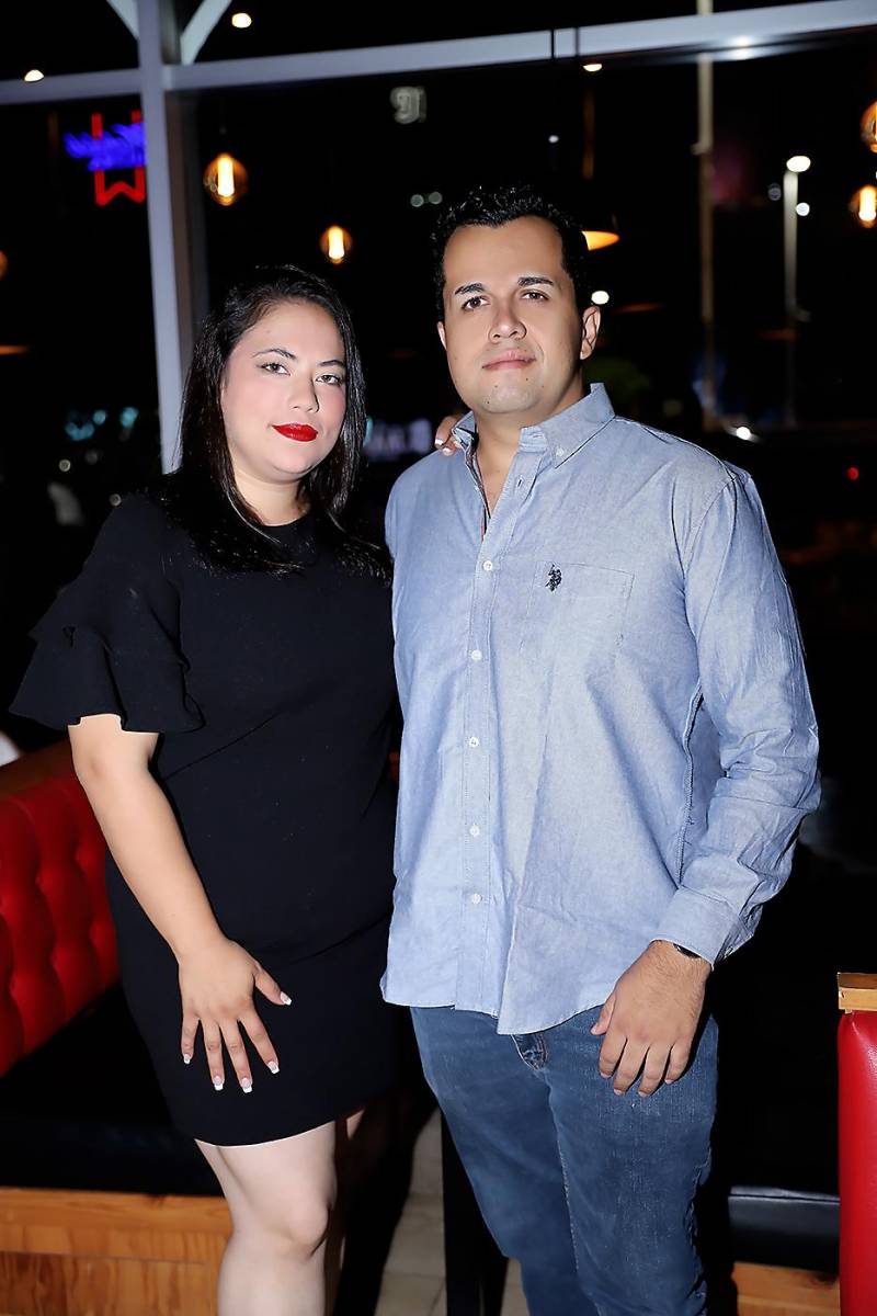 Heidy Laínez y Allan Lizardo.