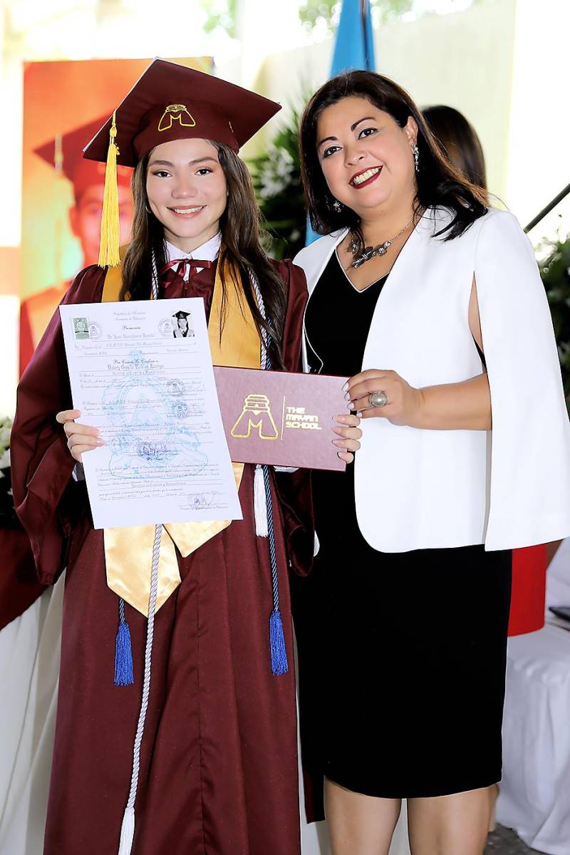 Graduación 2024 de Mayan School