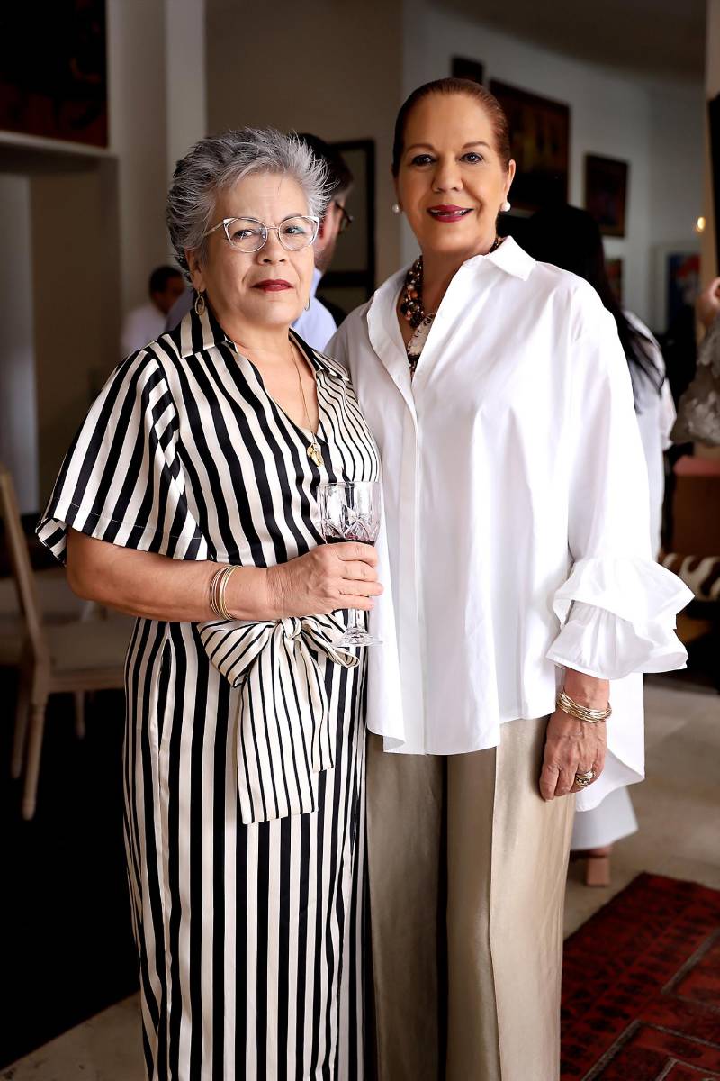 Aida de Pedemonte y Vilma de Agüero.