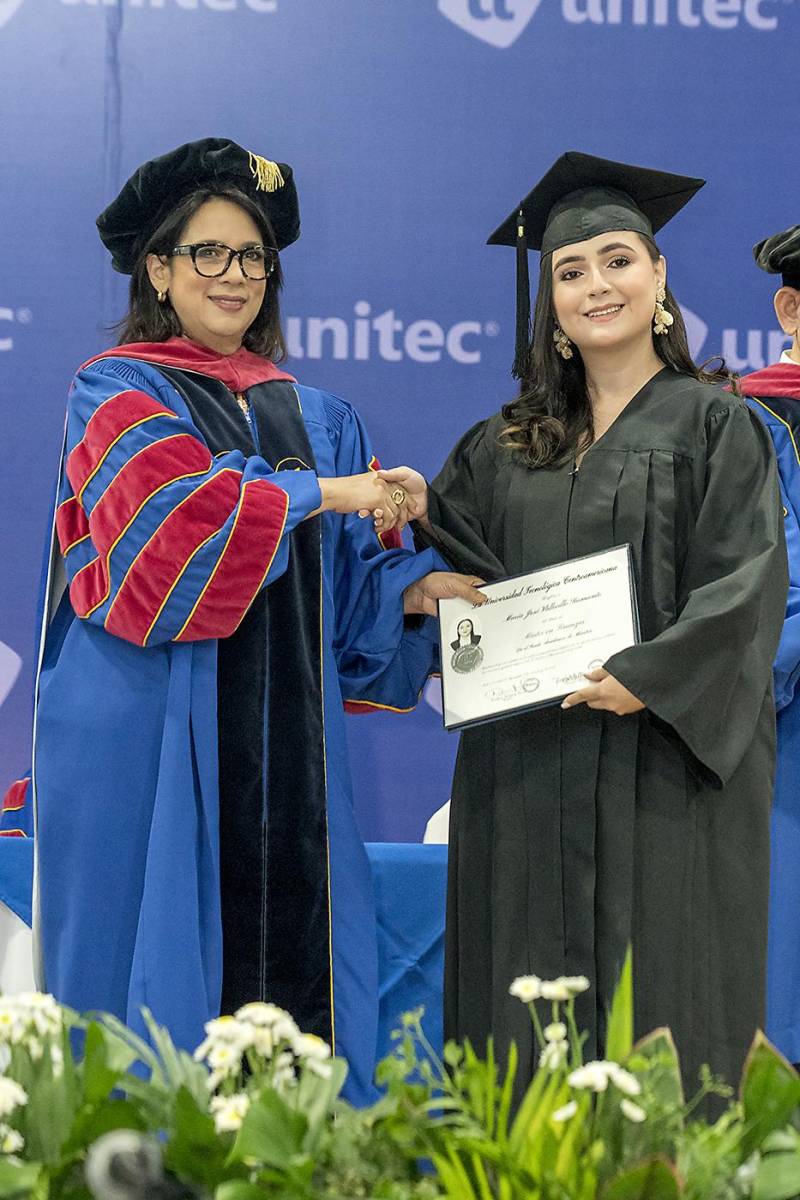 UNITEC SPS celebra la graduación de nuevos talentos y agentes de cambio