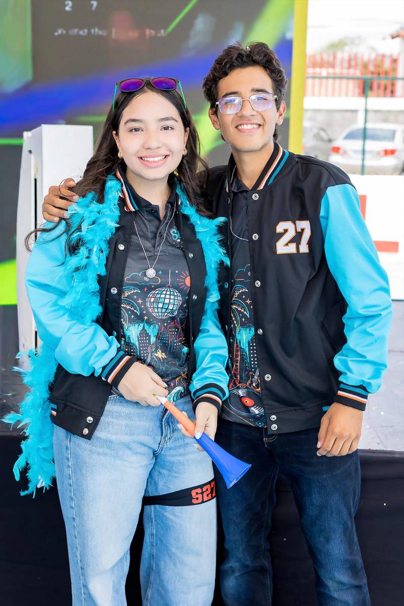 Senior Entrance 2027 de San Francisco de Sales Catholic School
