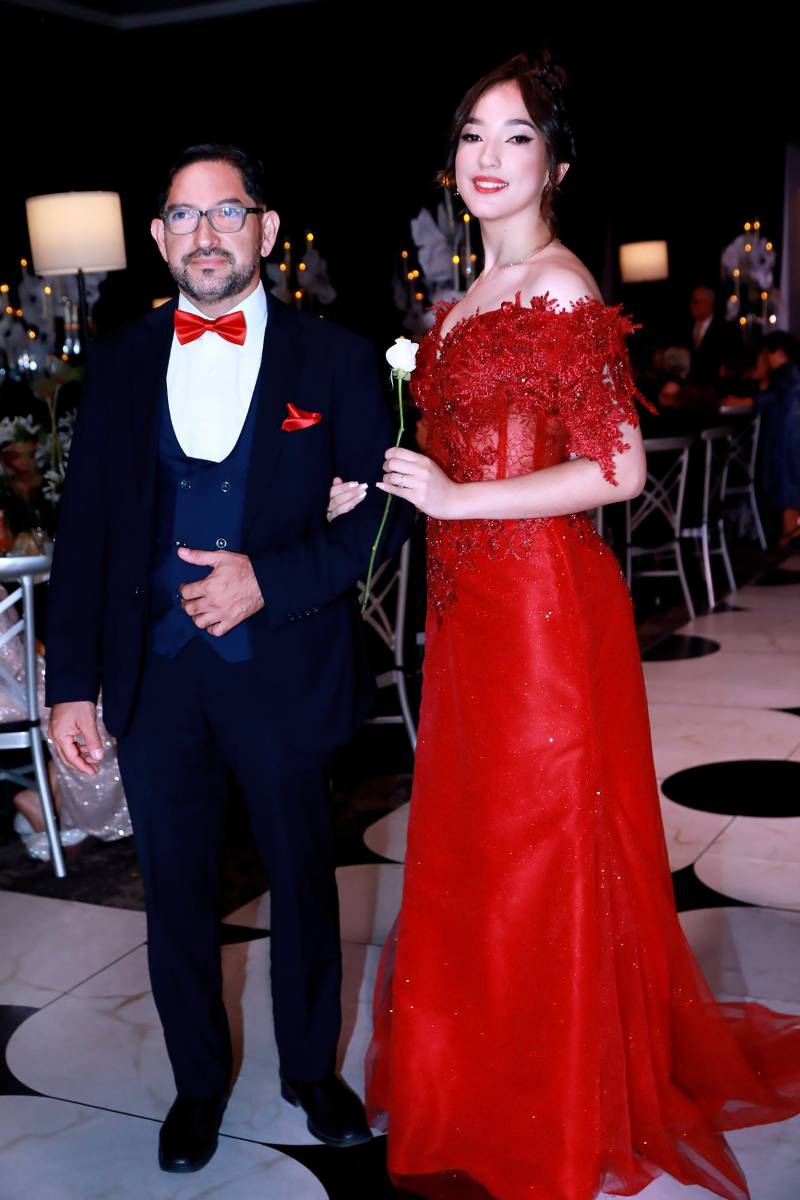 Desfile padres e hijos de la Prom 2026 Del Campo School