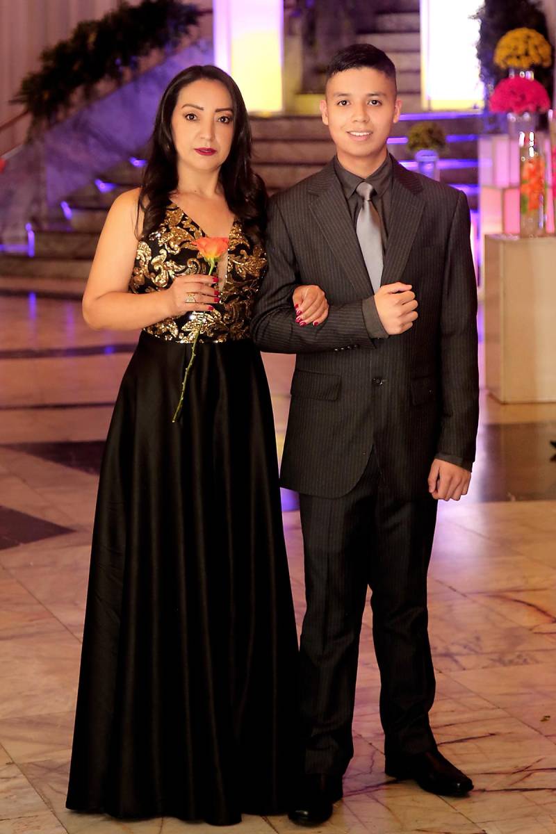 Magda Zelaya y Gabriel Ortez