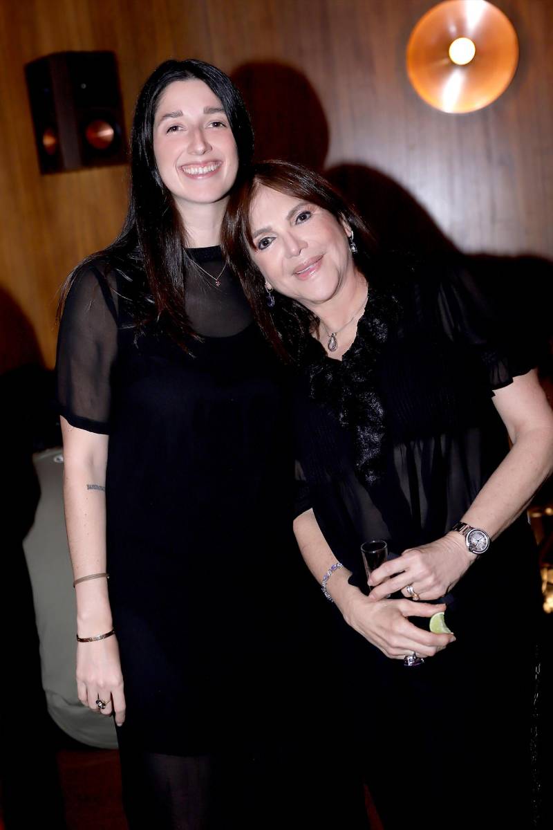 Francesca García y Flora Kafati 