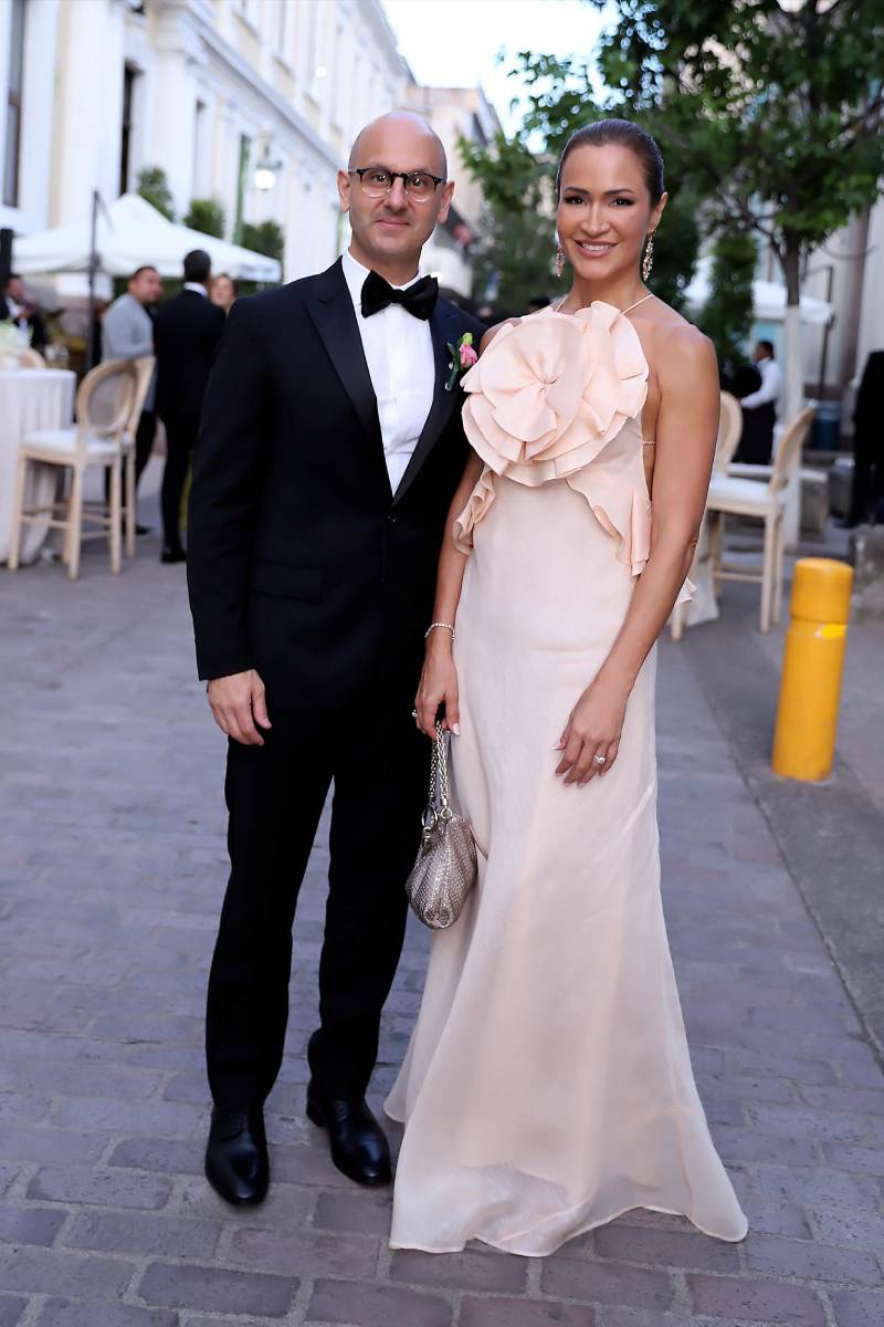 Así fue la boda eclesiástica de Ivana Lagos y Jacobo Waincier Canahuati