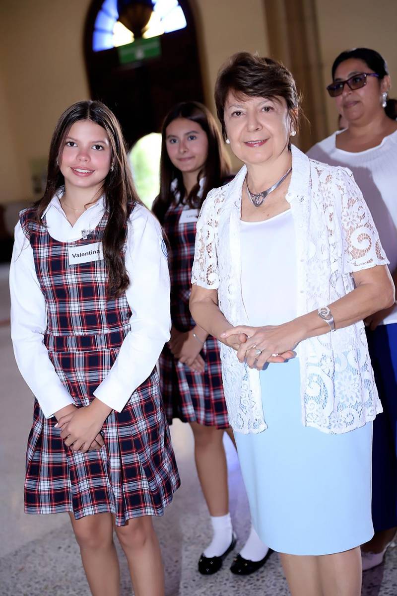 Valentina Merriam Callejas y Ana Merriam Valentina Merriam Callejas y Ana Merriam