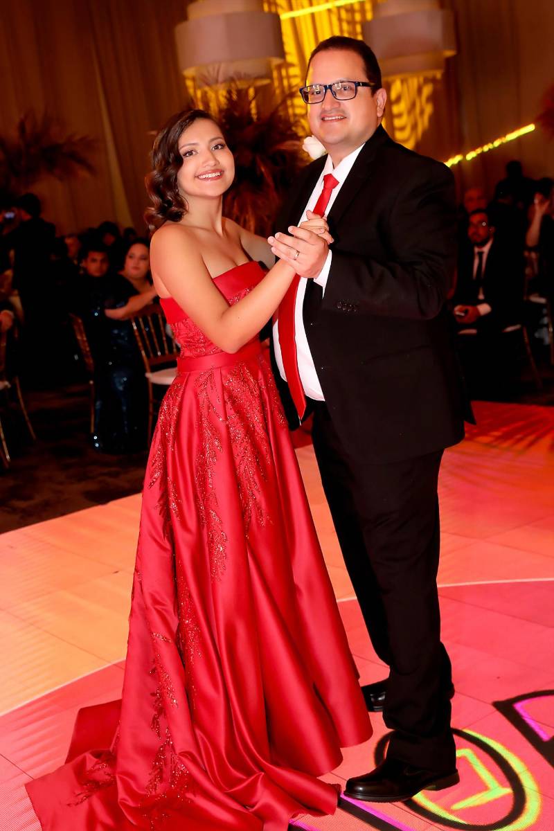 Andrea Salgado y su padre Javier Salgado. 