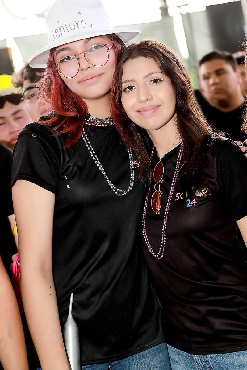 Katia Poujol y Mansi Romero.