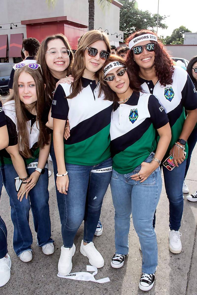 Astrid Barahona, Montserrat Rápalo, Armida Arguello, Jimena Fernández y Victoria Aparicio.