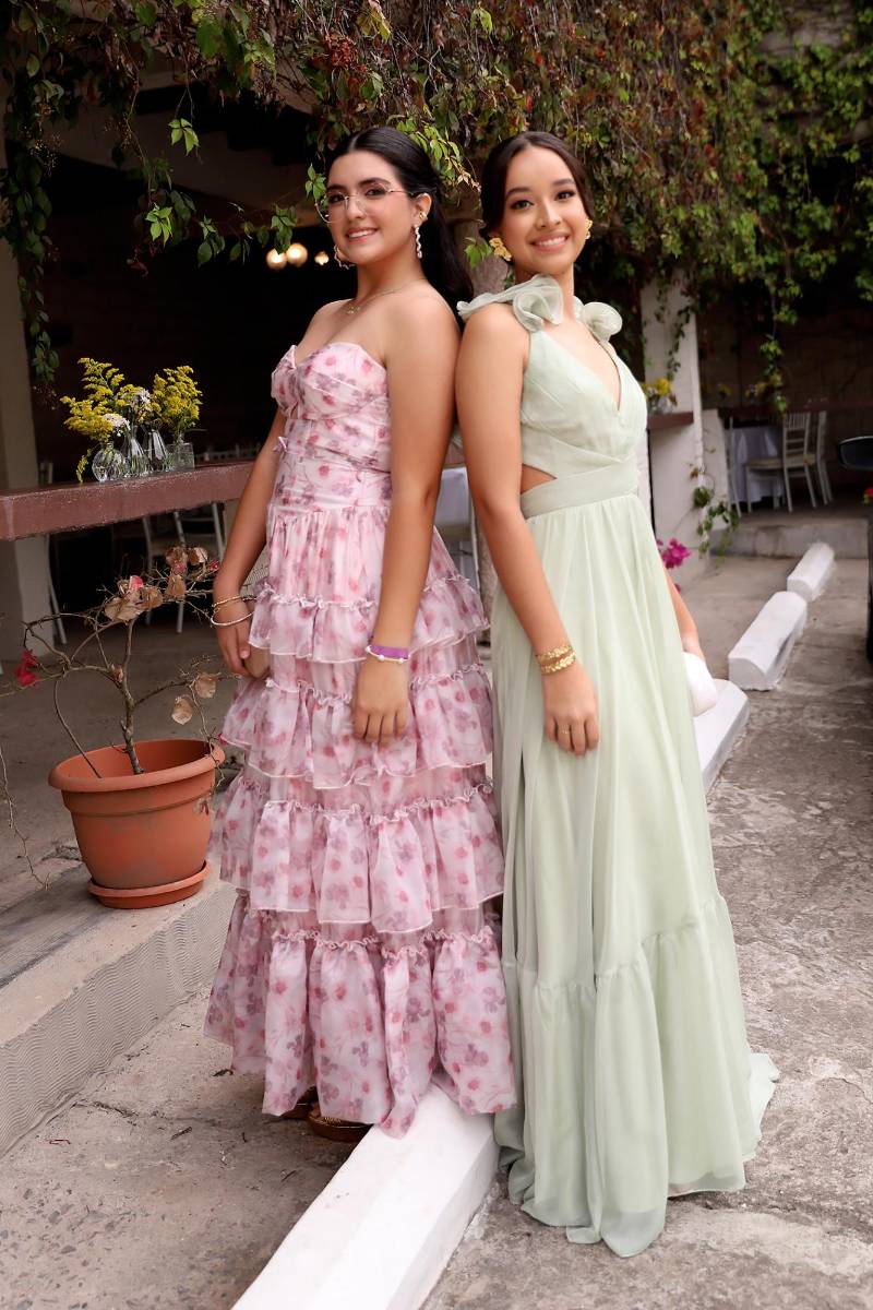 Grazzia Lacayo y Anna Flores