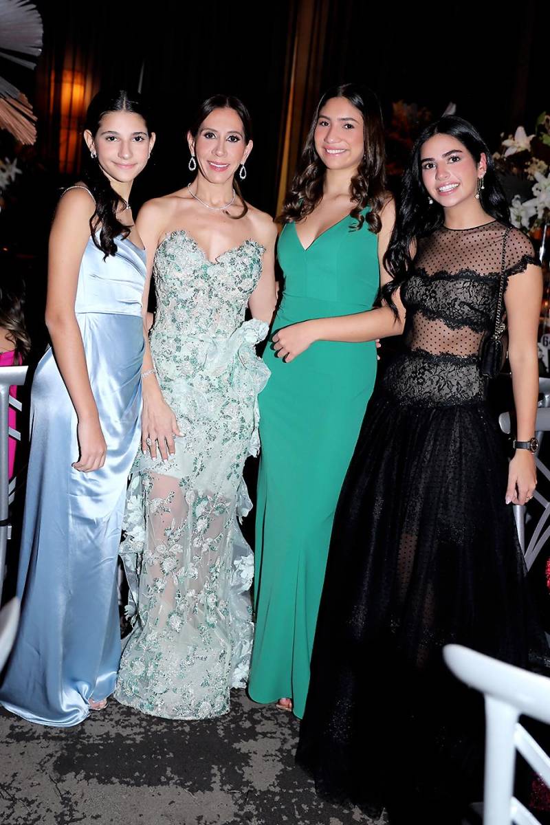 Invitados a la prom de la Escuela Americana de Tegucigalpa 2024