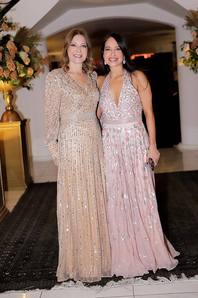 Así fue la boda de Próspero Castellanos y María Isabel Simón