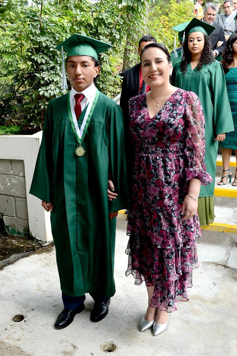 Diego y Rosa Elvir.