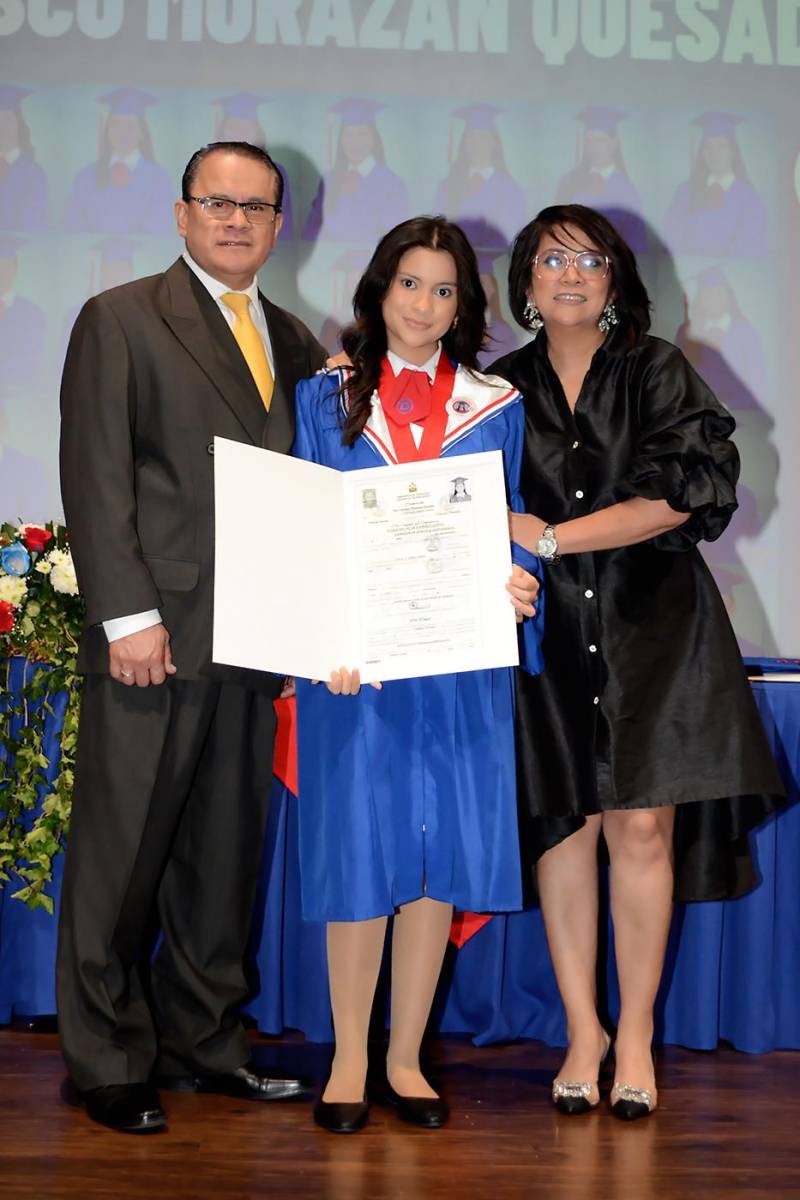 María del Pilar Ramírez y su familia.