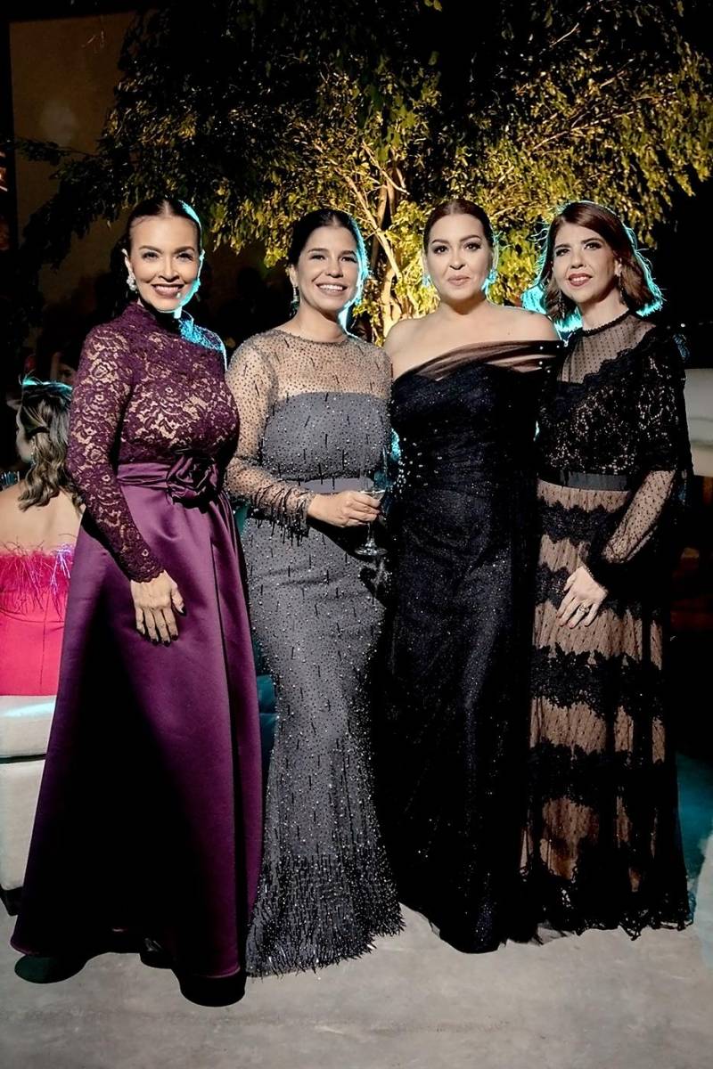 Vivi Montoya, Julissa Padilla, Gabriela Zelaya y Lidia Calderón