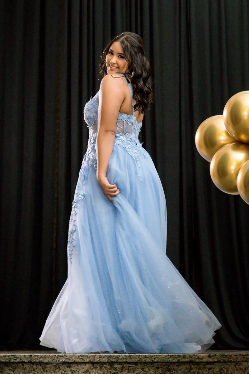 Looks de la prom 2024 de IHCI Bilingual School