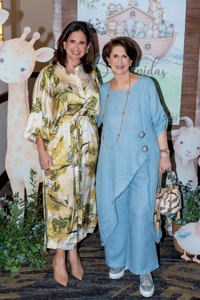 Vanessa Chahín y Emilita Larach. 