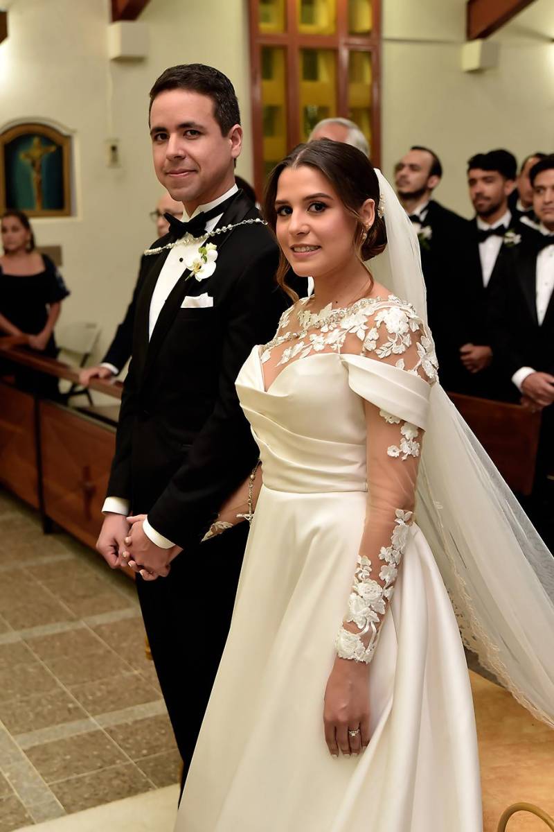 Guillermo Bográn y su amada Alexa Girón.