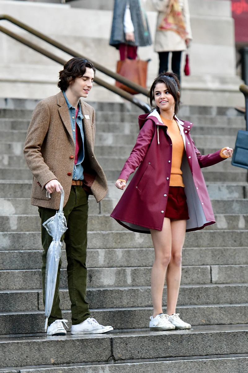 Cabe recalcar que Selena y Timothée son amigos desde hace años e incluso trabajaron en una película juntos, que nunca llegó a la pantalla grande. 