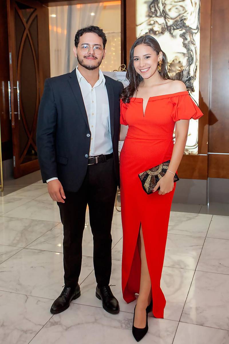 Jeshua Bonilla y Grisel Cárcamo.
