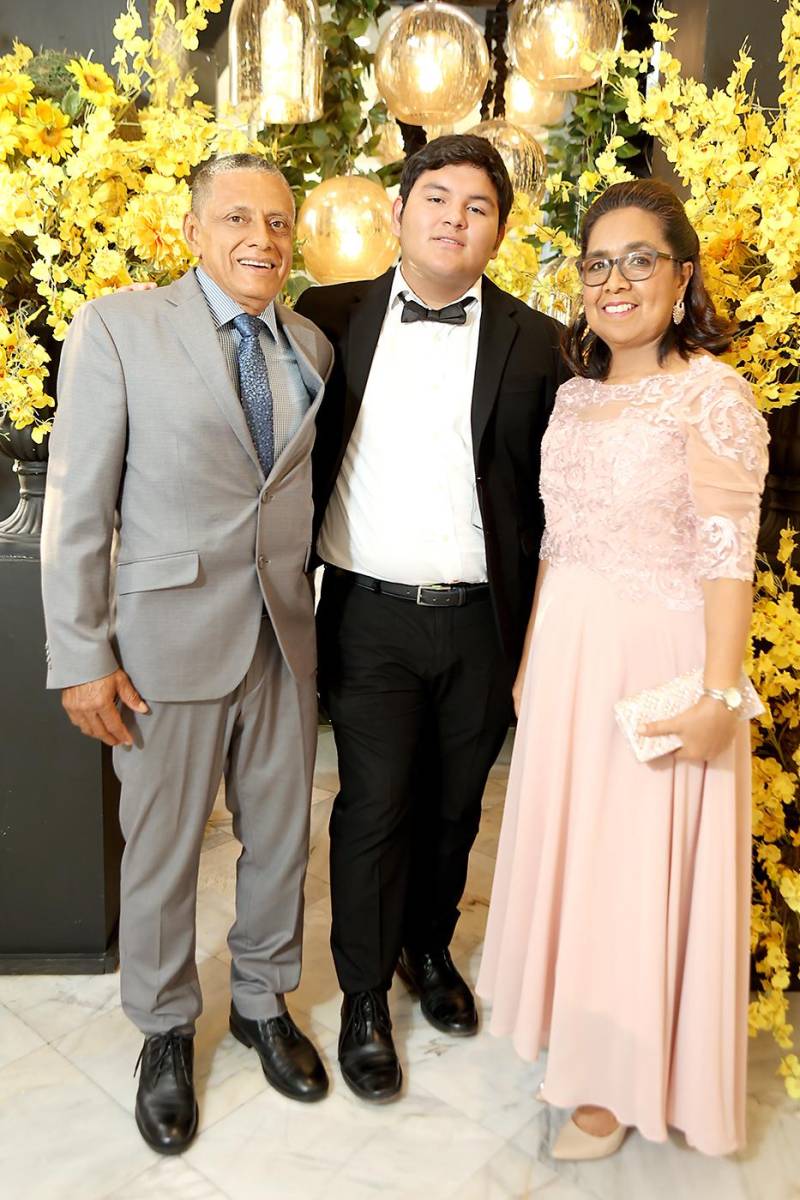 Fiesta de la prom 2025 de Intercontinental School