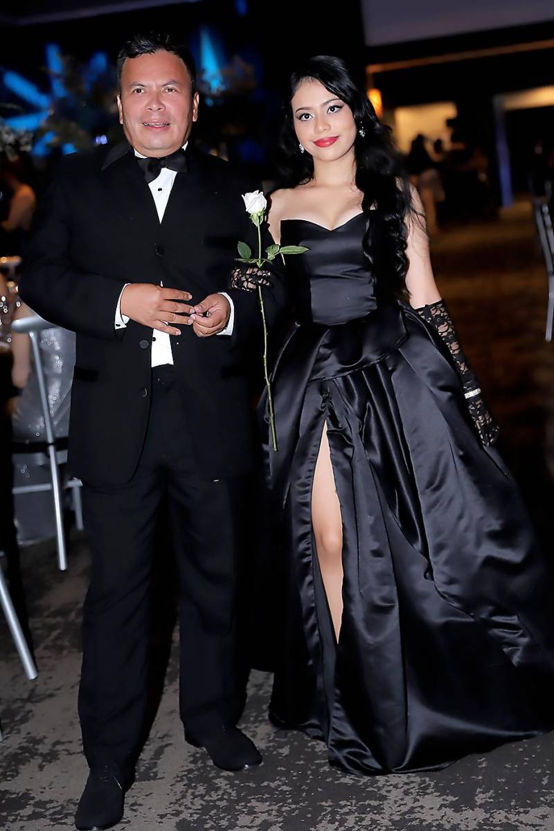 Alexis y Laurieann Salgado.