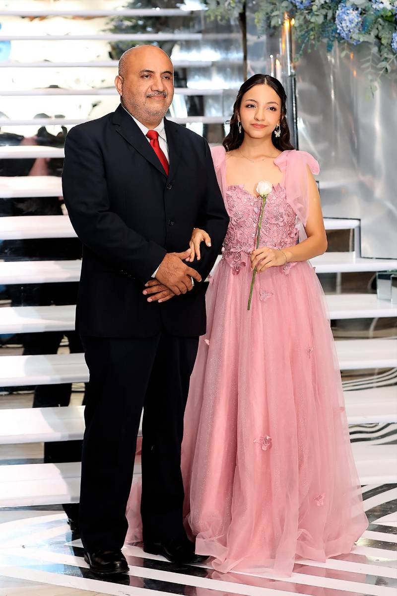 Alejandra María Lanza con su padre Alvarado Francisco Lanza Sierra