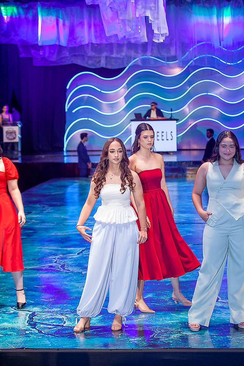 Senior Fashion Show 2026 de la Escuela Internacional Sampedrana, parte 3