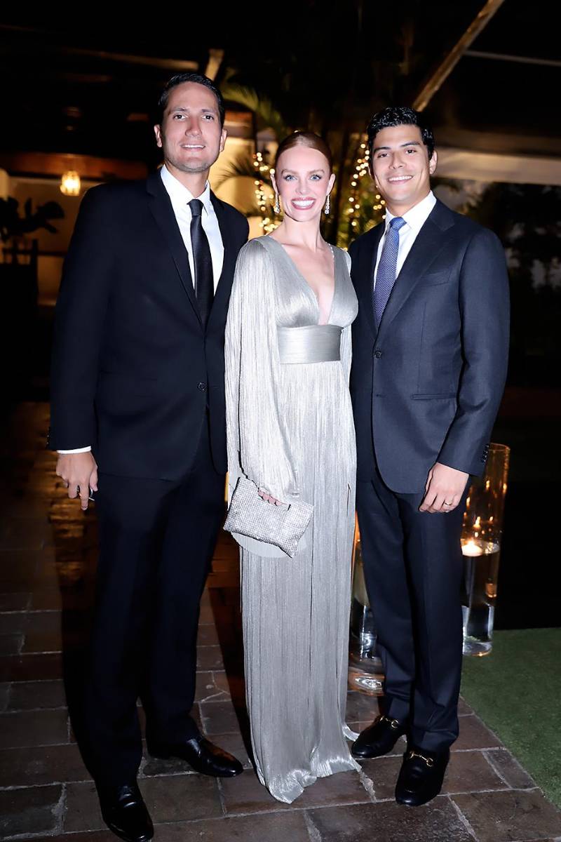 Alberto Midence, Natalie y Eduardo Maradiaga