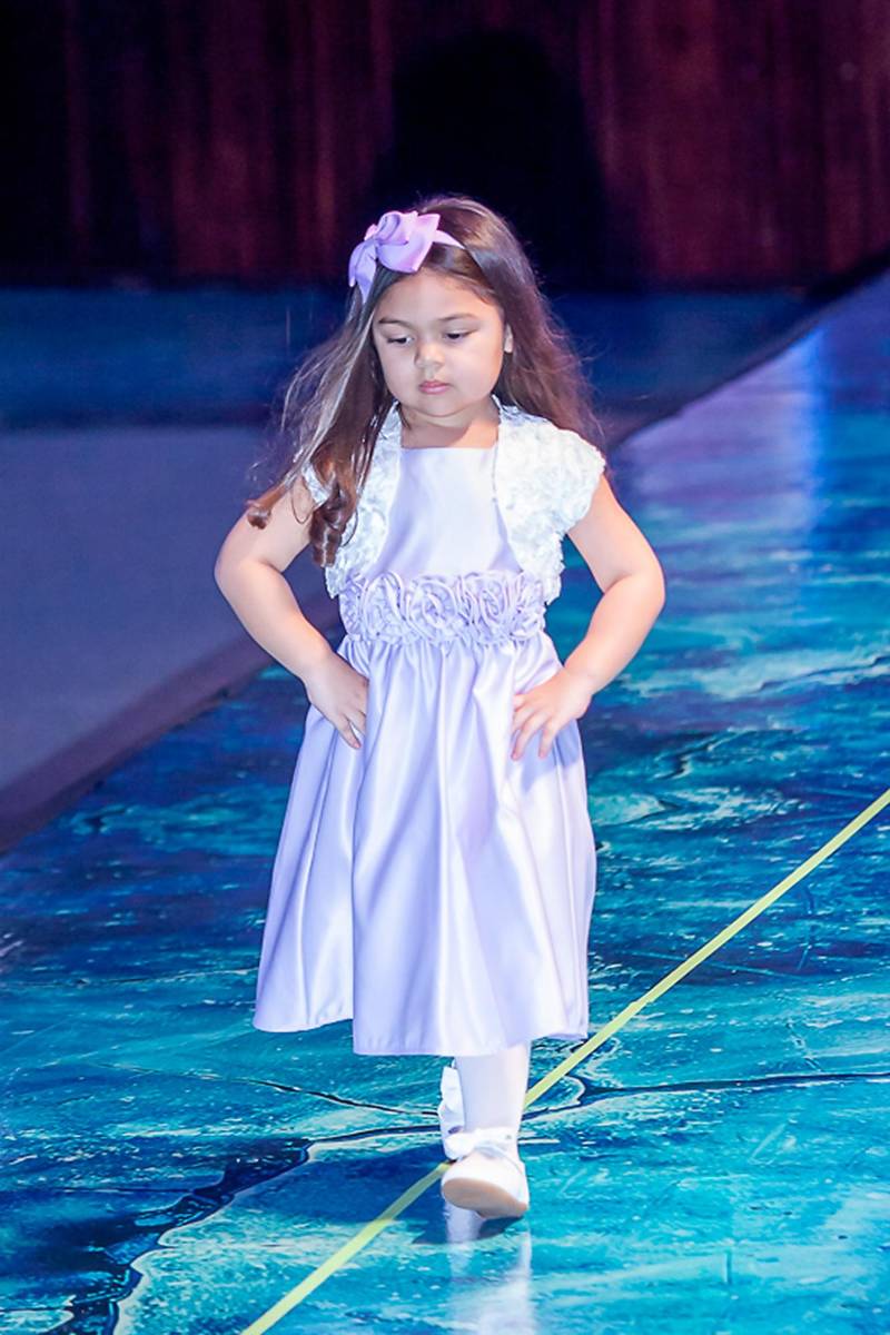 Senior Fashion Show 2026 de la Escuela Internacional Sampedrana, parte 3