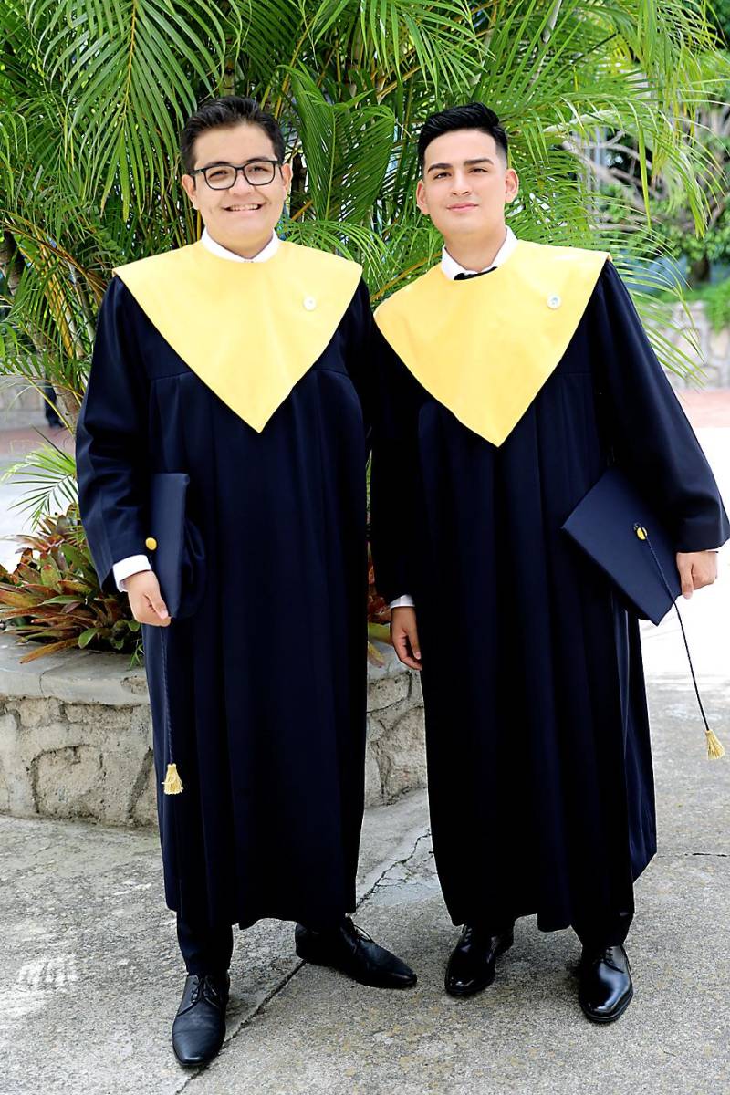 Javier Flores y Carlos Dubón
