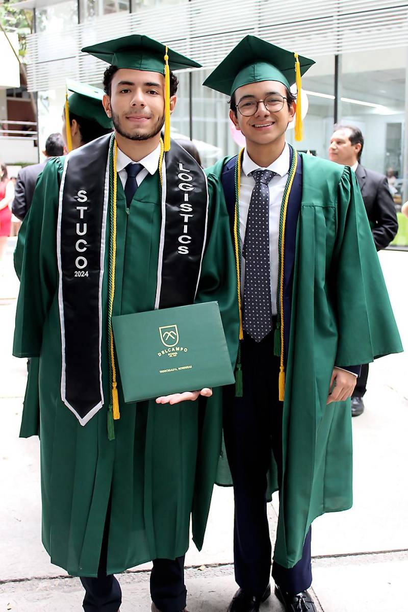 Graduación 2024 de DelCampo School