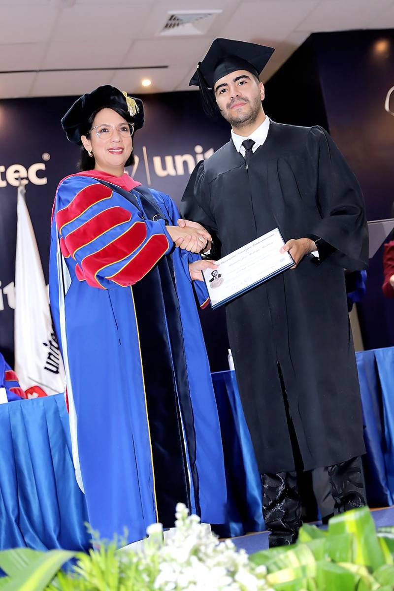 Graduaciones de Pregrado UNITEC TGU 2024