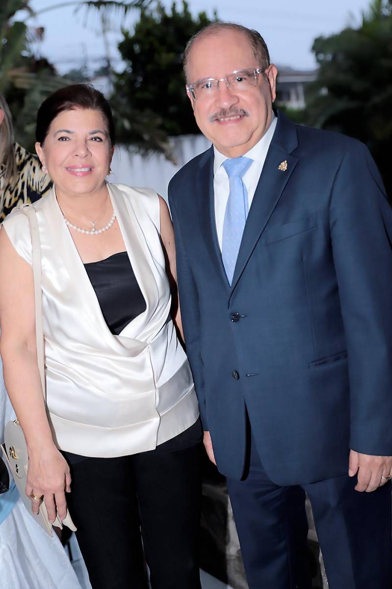 Embajada de Argentina en Honduras celebra día de la Patria con gran fiesta