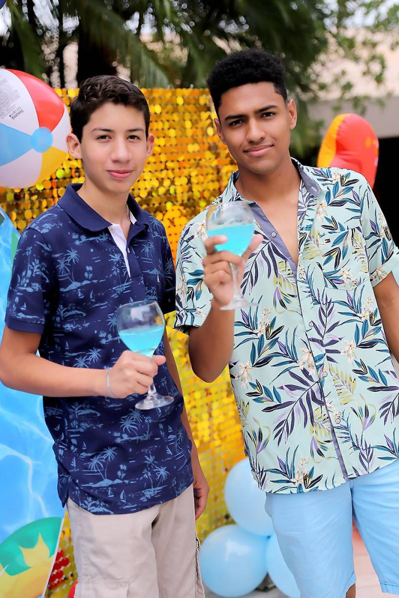 Despedida para los seniors 2024 de Mayan School