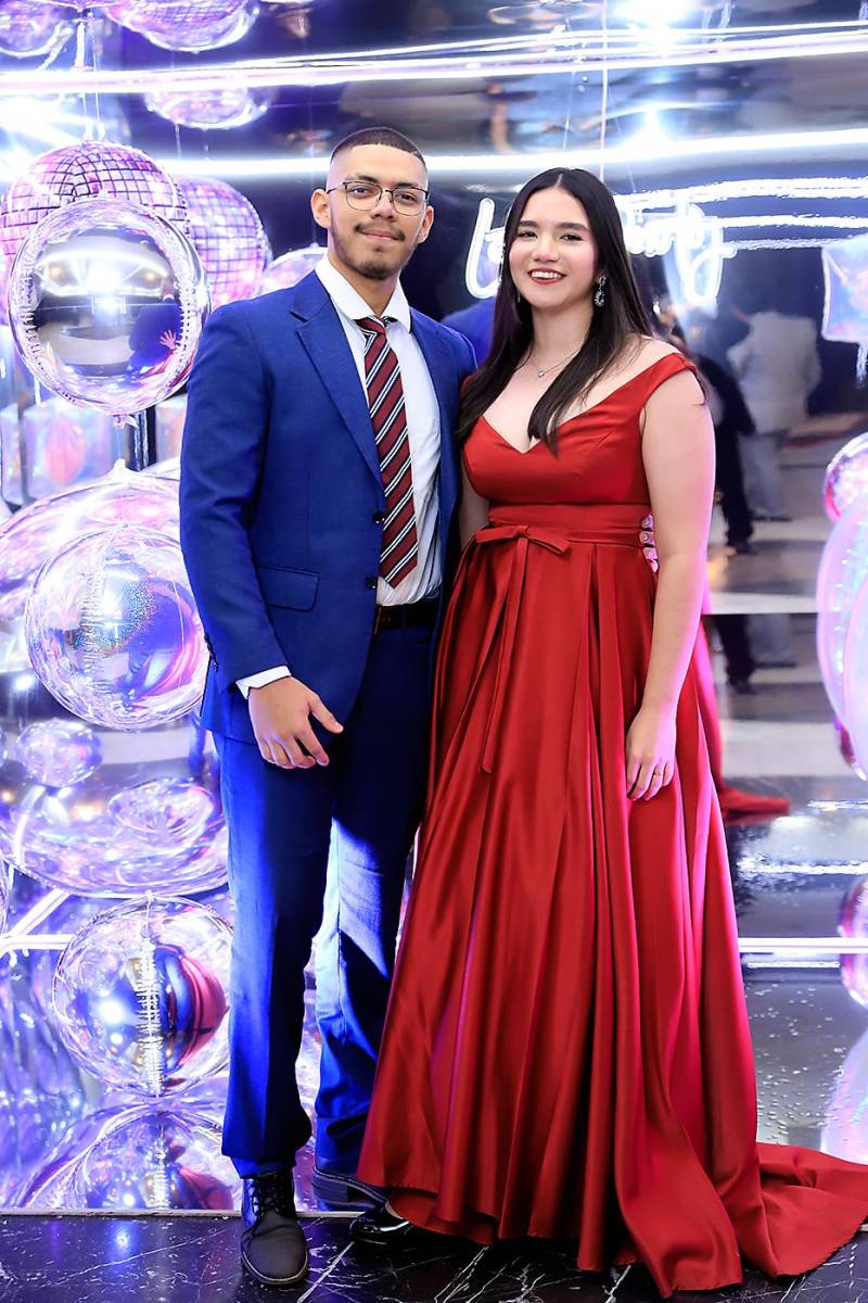Invitados de la prom 2025 de Mayan School